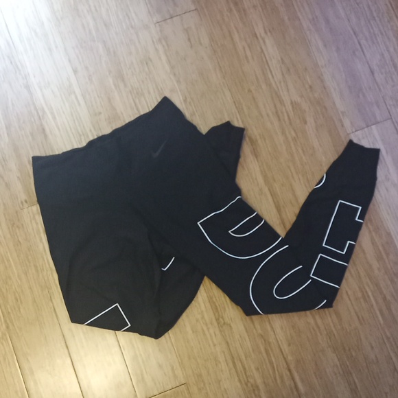 Nike Pants - NIKE Just do It Leggings!! - Women's Size Small!